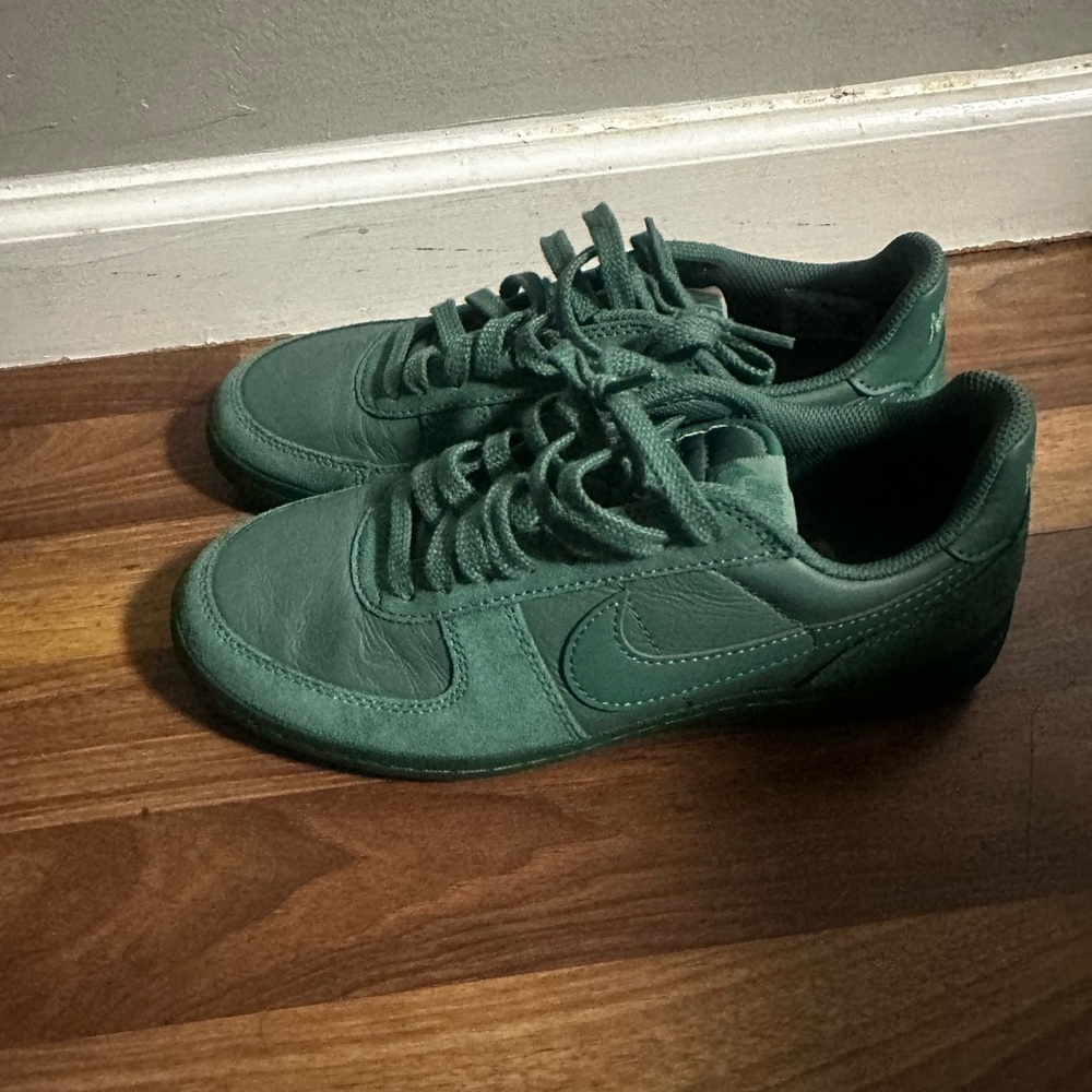 Nike field General GreenLow -Top Sneakers